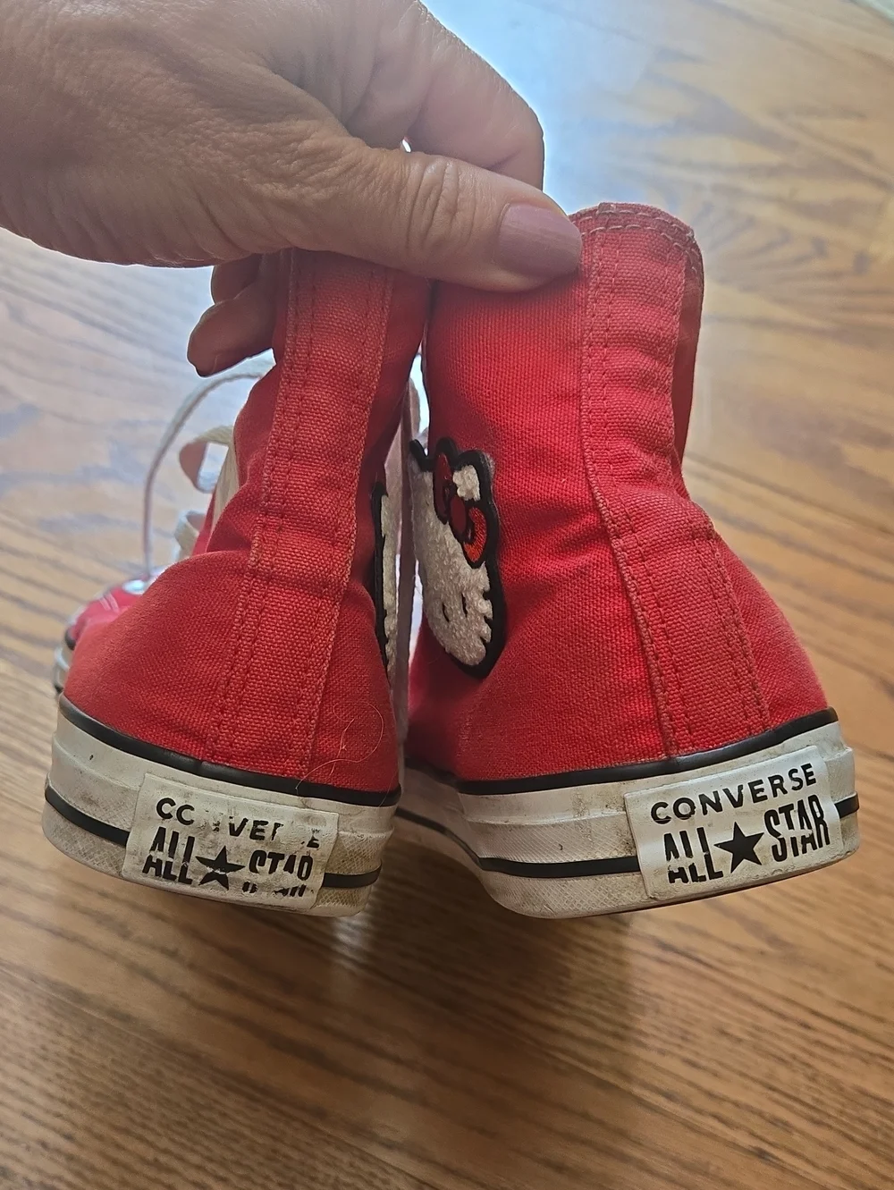 Hello Kitty Red High-Top Concerse Sneakers Size 11 W or M Size 9